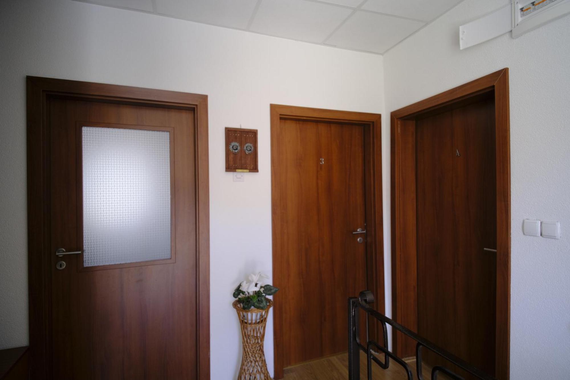 Apartments Surban أوهغيد المظهر الخارجي الصورة
